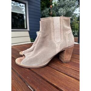 Toms Majorca Neutral Gray Beige Suede Peep Toe Ankle Boots Size 9